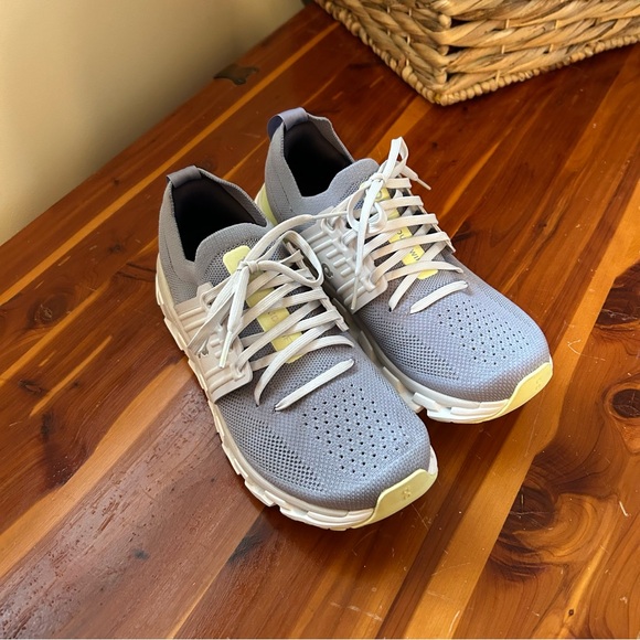 On Cloudswift 3 {womens 7.5} - Picture 4 of 10